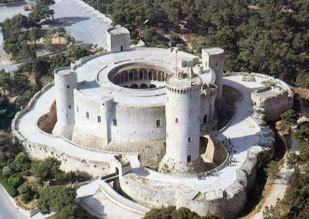 Foto: Poniol60 (Public domain) via Wikimedia Commons