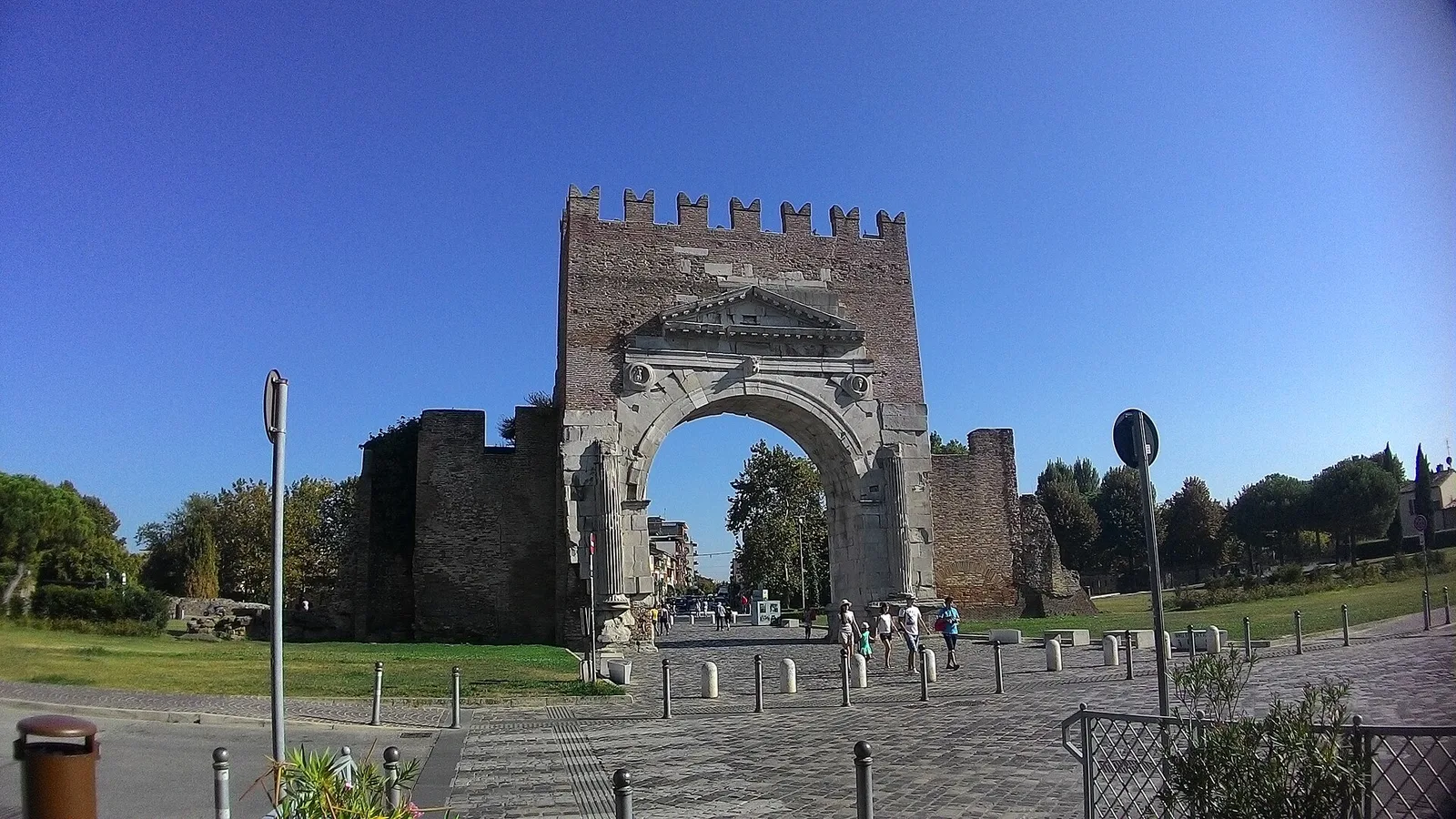 Arco d'Augusto