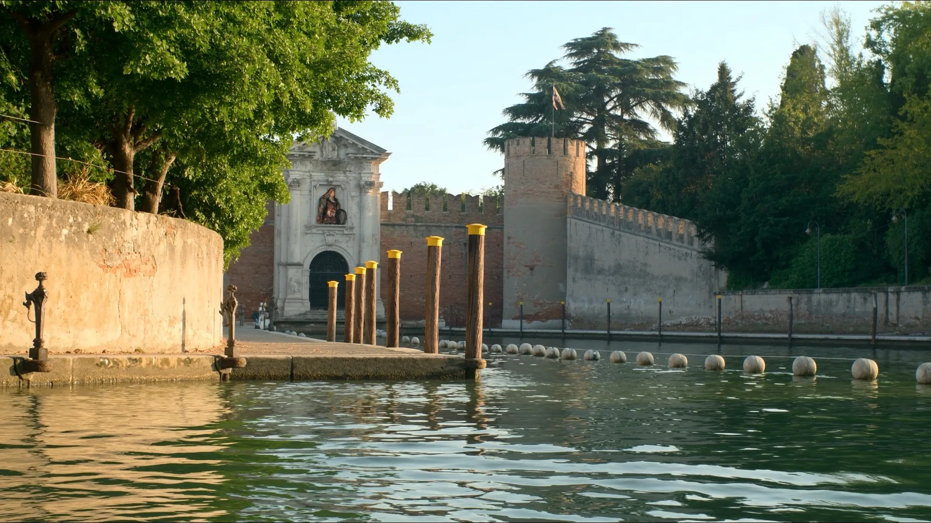 Peschiera del Garda.