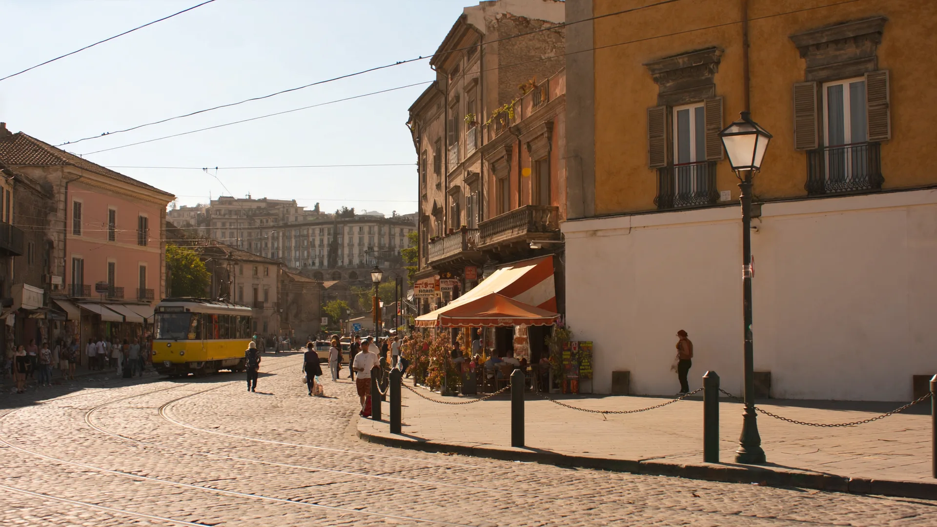 Centro & Santuario.
