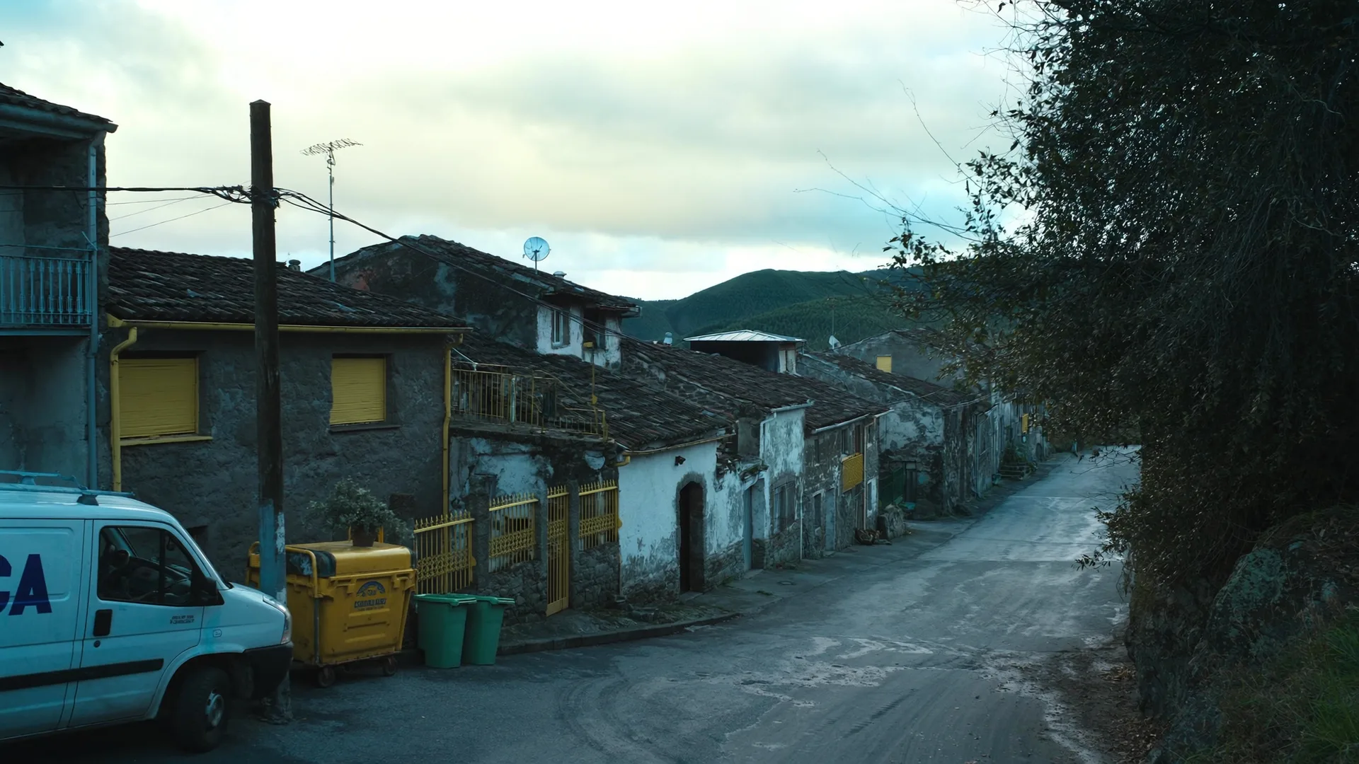 Sar