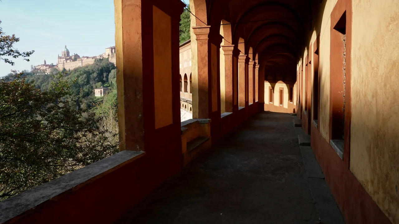 Portico di San Luca