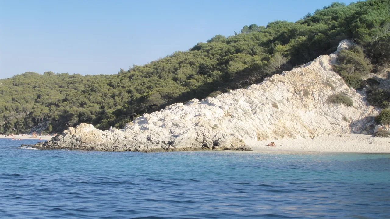 Cala Macarella