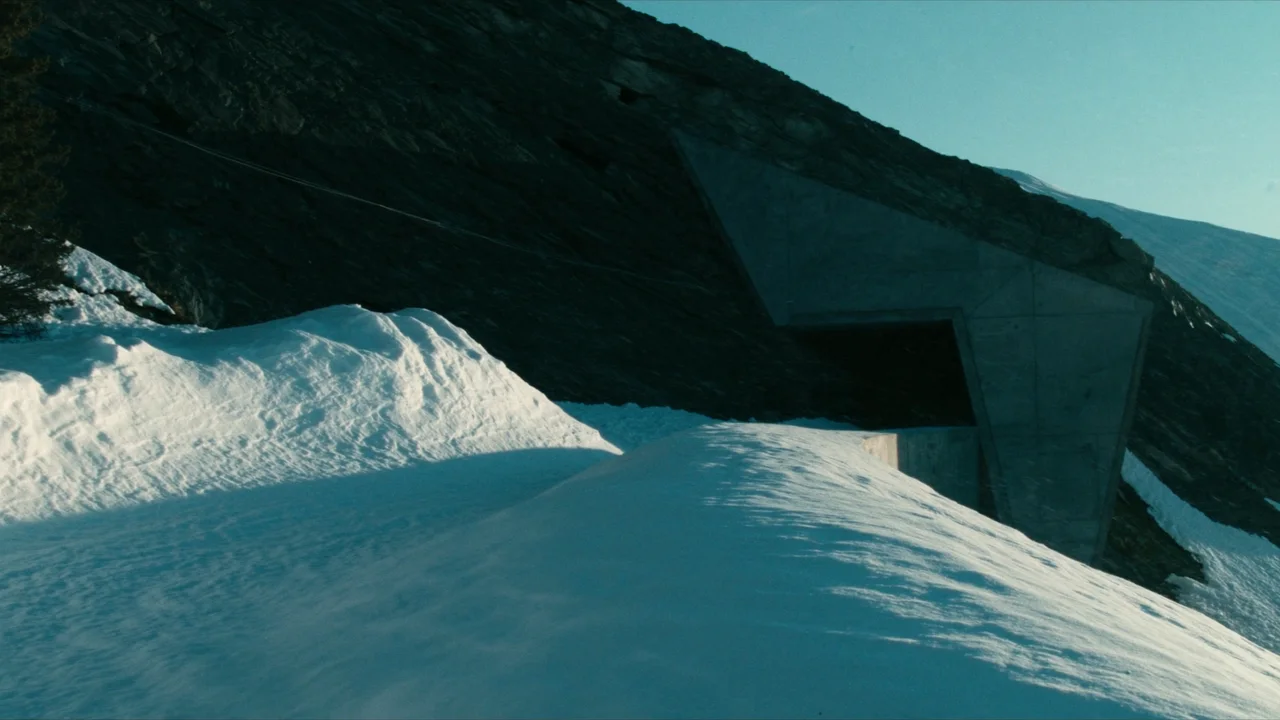 007 Elements