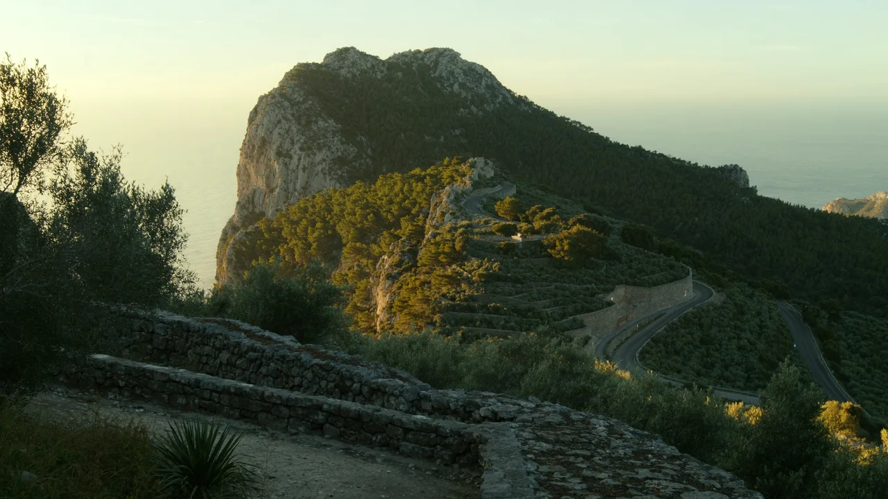 Serra de Tramuntana: Wandern und Bergdörfer im Welterbe