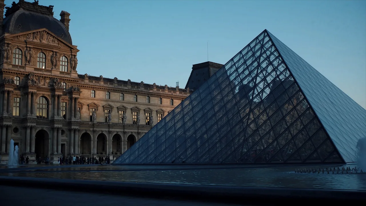 Der Louvre und die großen Museen von Paris