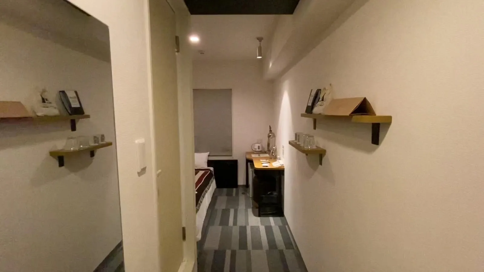8 HOTEL SHONAN FUJISAWA