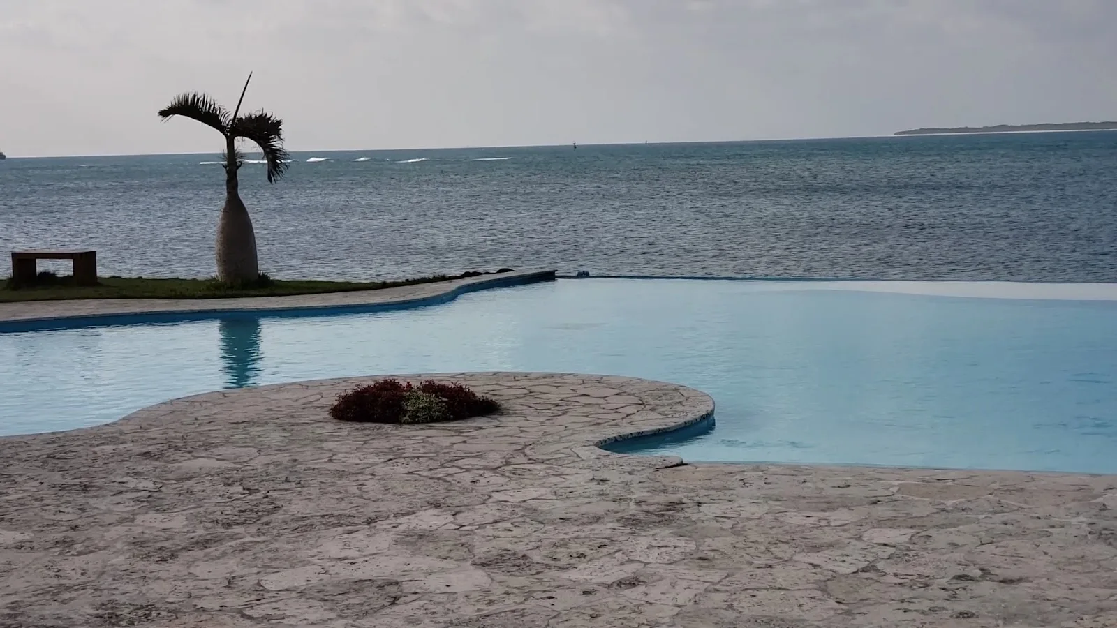 Beach Hotel Sunshine