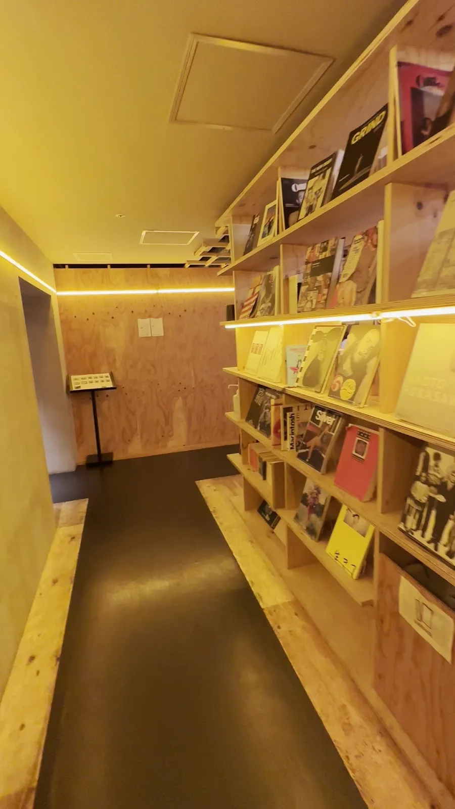 Book and Bed Tokyo Shinjuku
