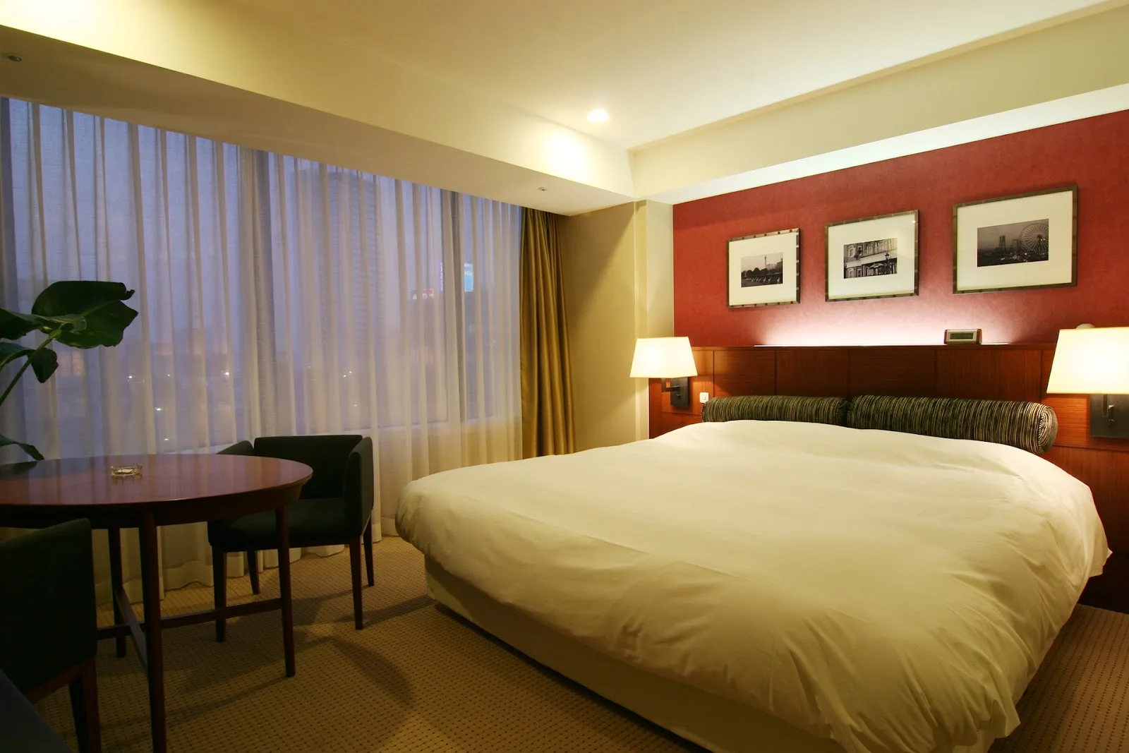 Breezbay Hotel Resort & Spa