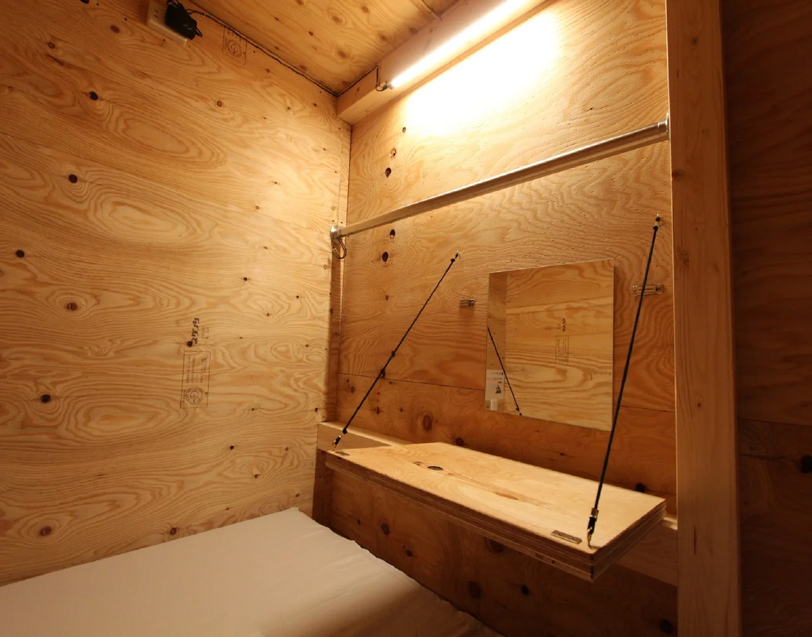 Ishigaki Guesthouse HIVE