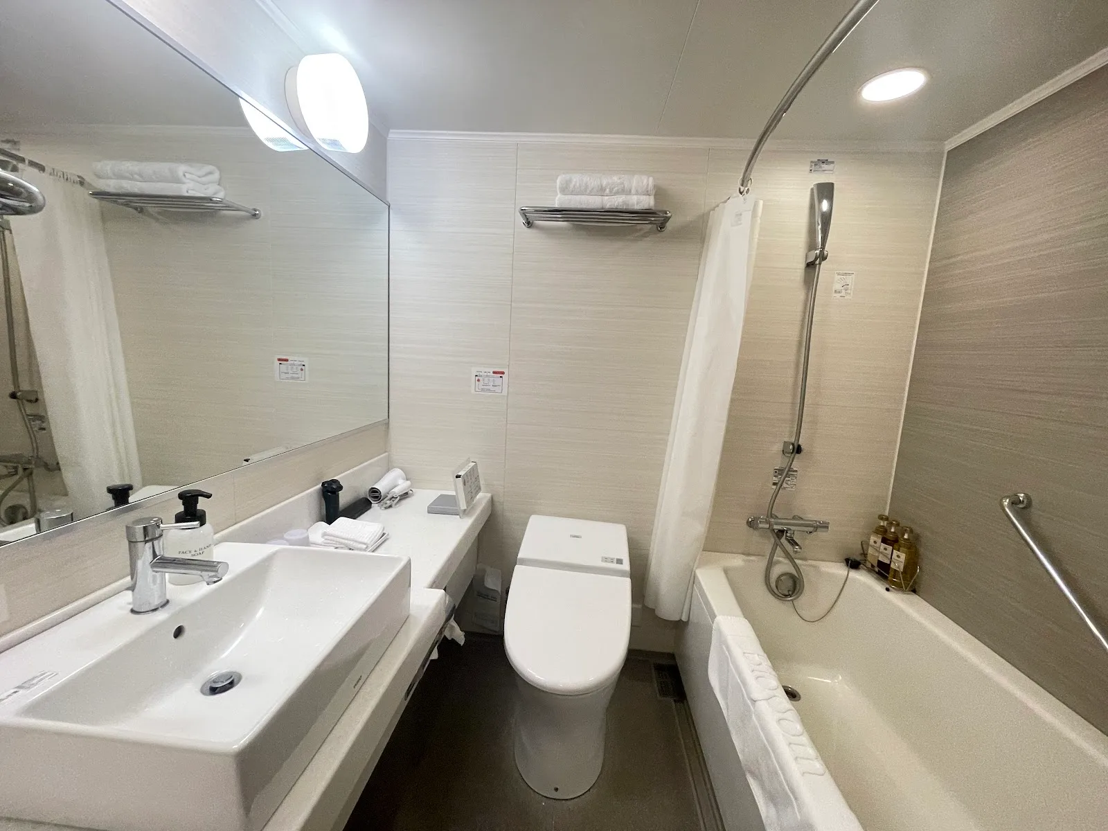 JR KYUSHU HOTEL Blossom Hakata Chuo