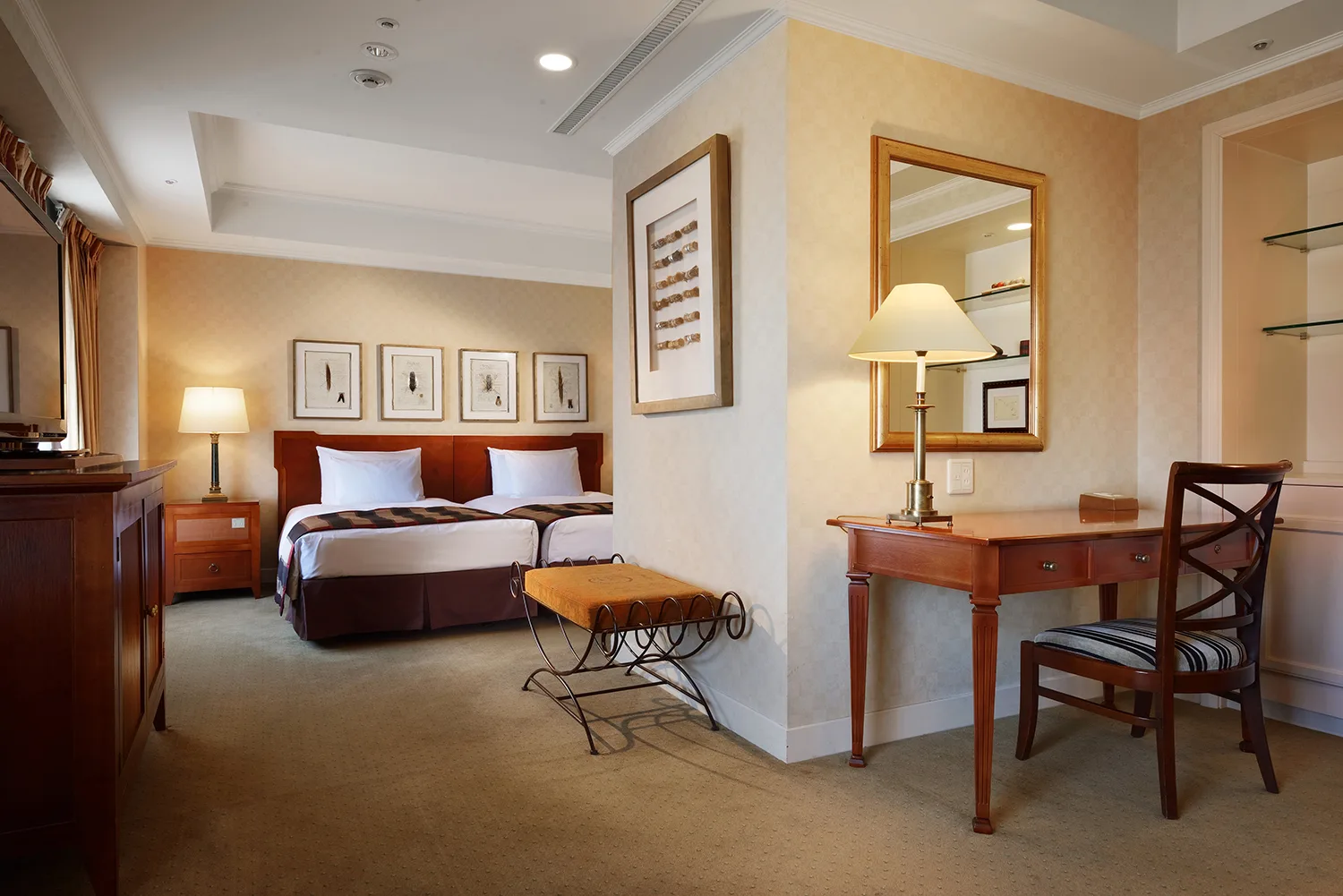 Nagoya Kanko Hotel