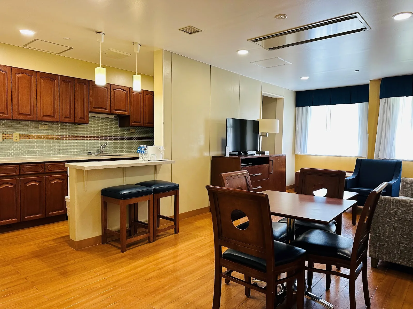 Navy Lodge Yokosuka