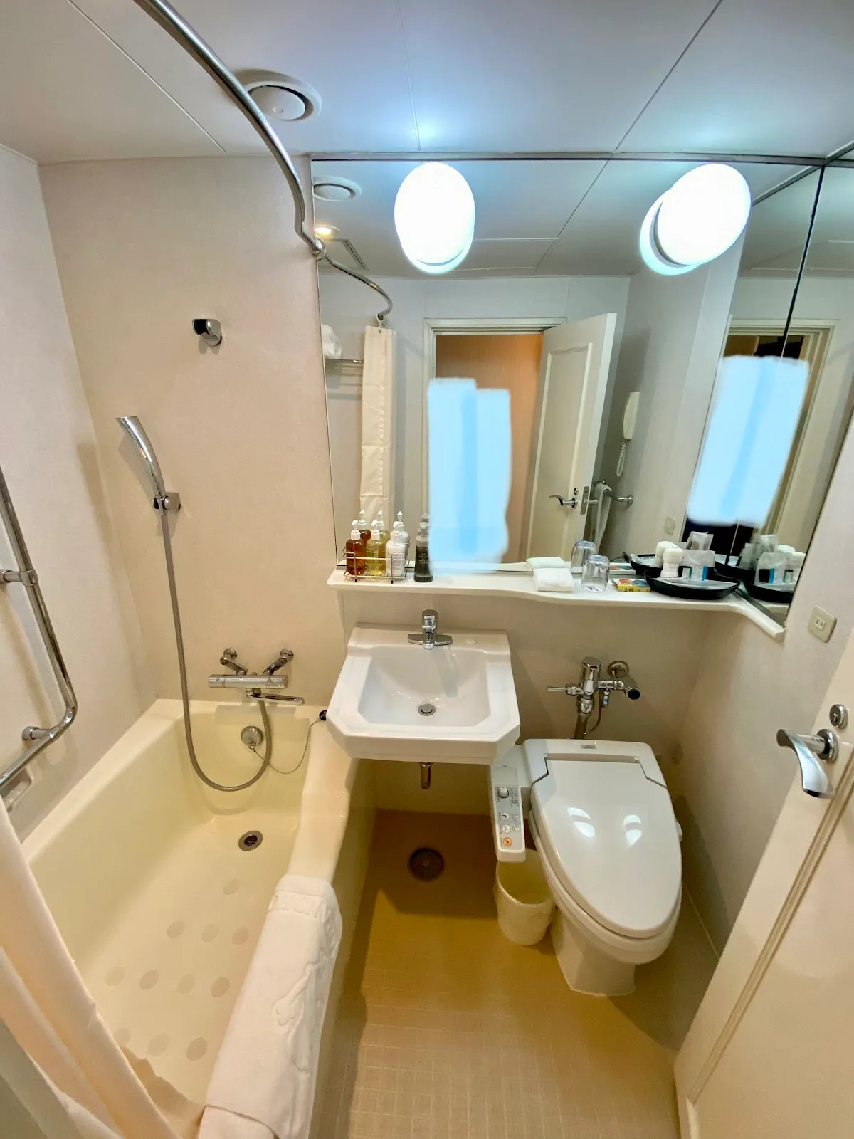 Nishitetsu Grand Hotel