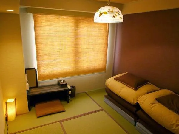 Osaka Hana Hostel