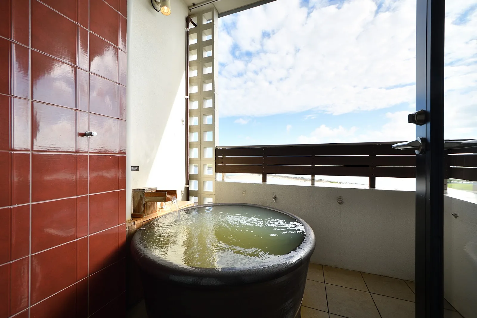 Ryukyu Onsen Senagajima Hotel