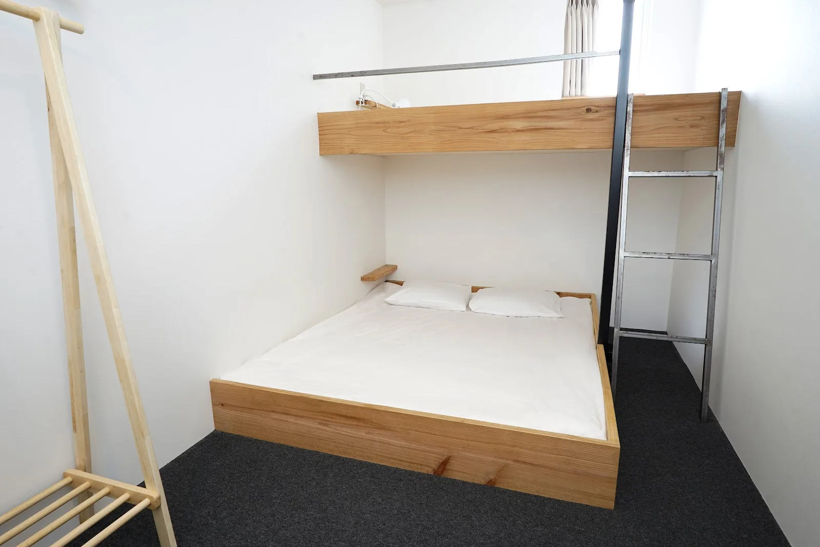 Santiago Guesthouse Hiroshima