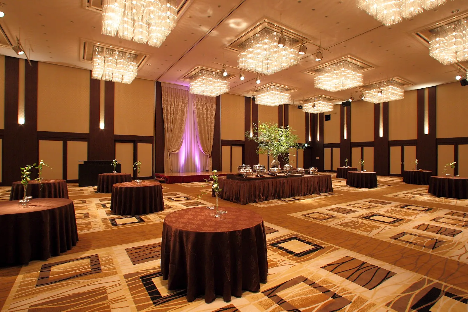 Sun Palace Hotel