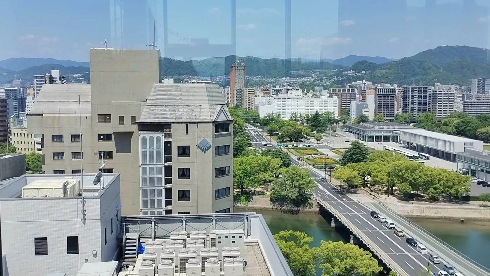 THE KNOT HIROSHIMA