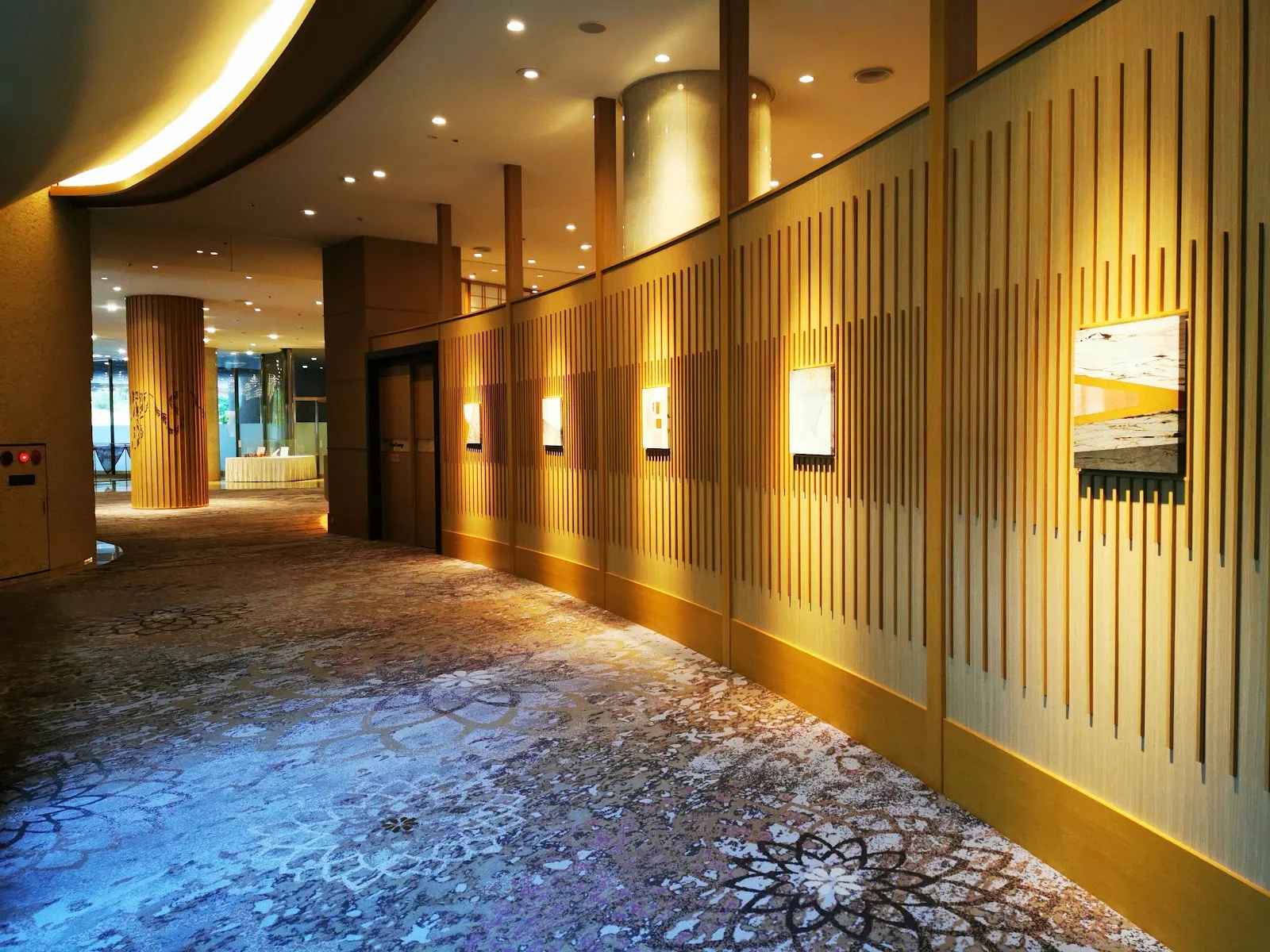 The Prince Kyoto Takaragaike, Autograph Collection